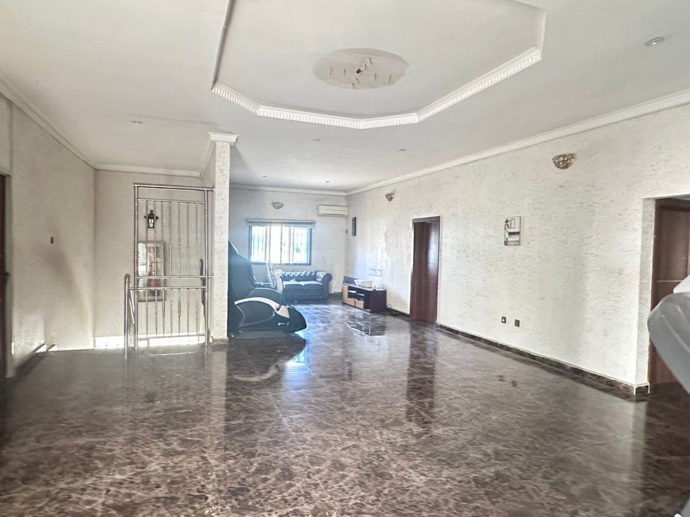 5-bedroom semi-detached house with BQ in Lakeview Park Ajah Lagos