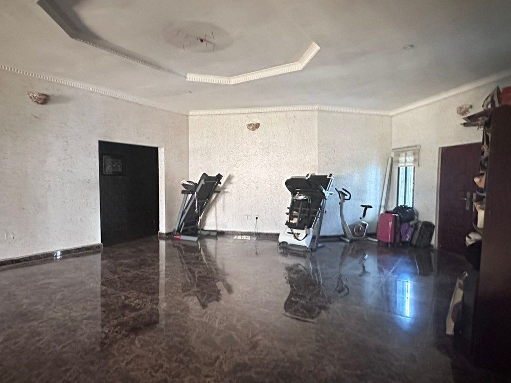 5-bedroom semi-detached house with BQ in Lakeview Park Ajah Lagos