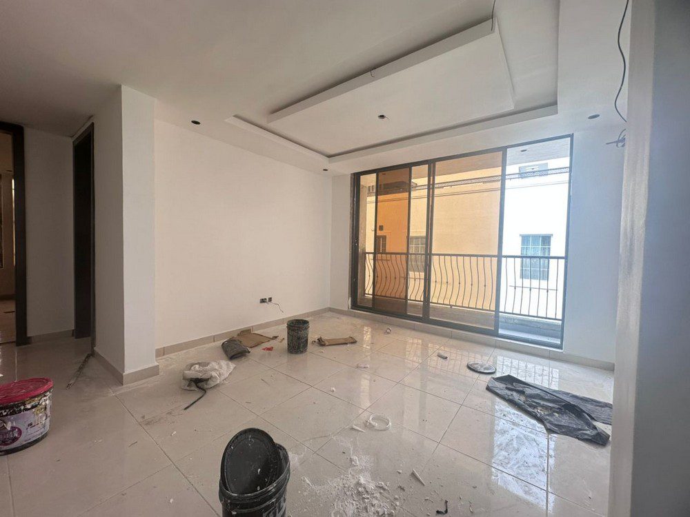 5-bedroom semi-detached house with BQ in Lakeview Park Ajah Lagos