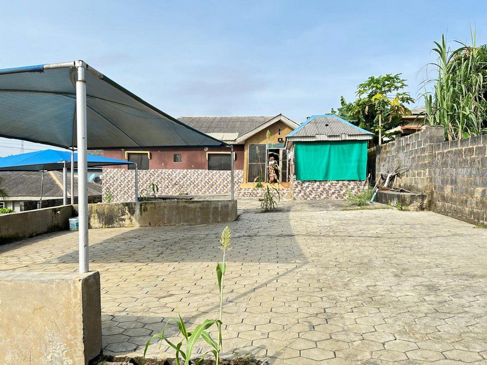 3-bedroom bungalow for sale in Mowokekere Ikorodu Lagos